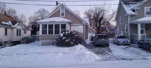 Photo of 17 Bushwick Place, Springfield, MA 01109 (MLS # 73473320)