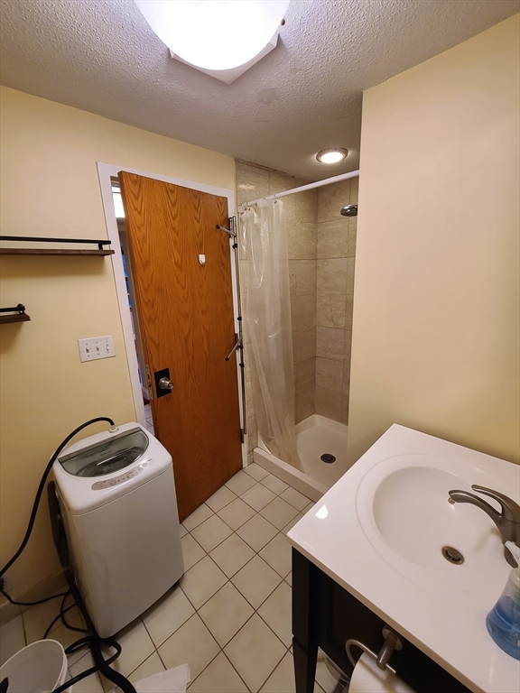 147 Kelton St 202