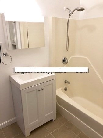 73 5th St #1, Cambridge, MA, 73 5th St #1, Cambridge, MA Photo #9