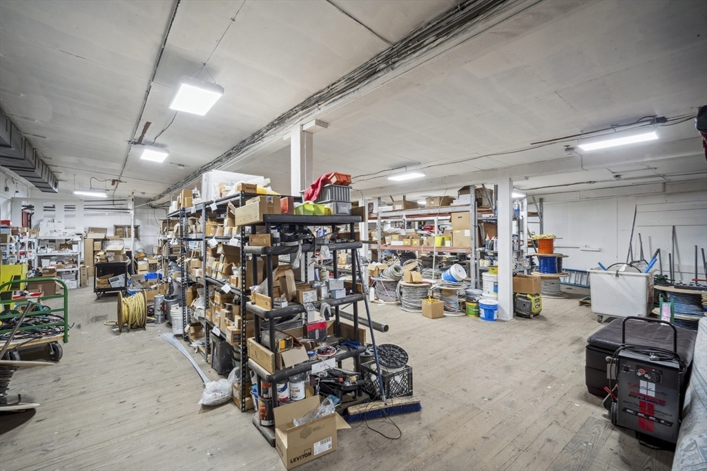 Palmer, Massachusetts 01080, United States, ,2 BathroomsBathrooms,Commercial,Active,85274