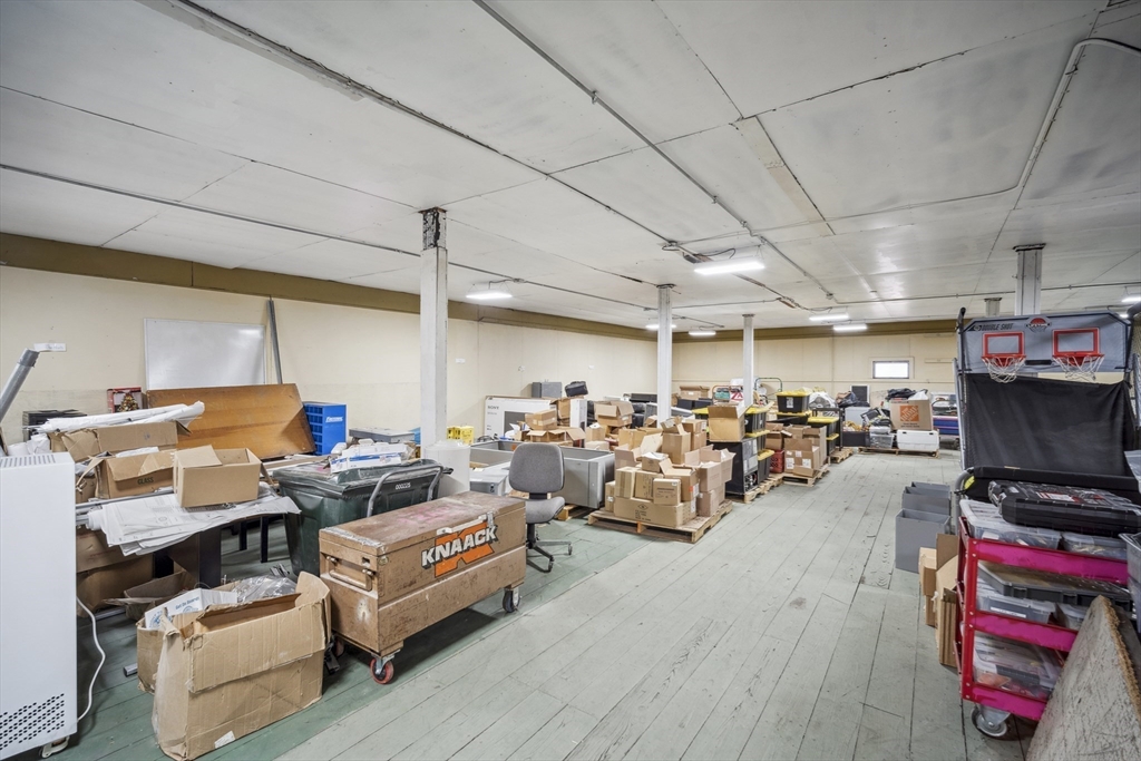 Palmer, Massachusetts 01080, United States, ,2 BathroomsBathrooms,Commercial,Active,85274