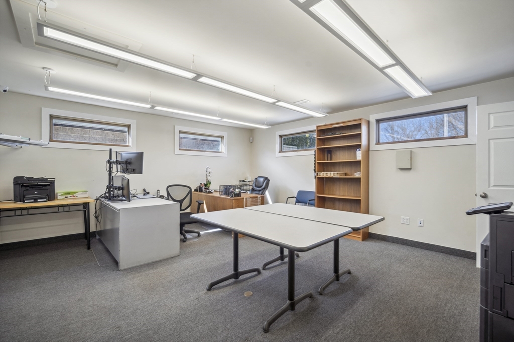 Palmer, Massachusetts 01080, United States, ,2 BathroomsBathrooms,Commercial,Active,85274