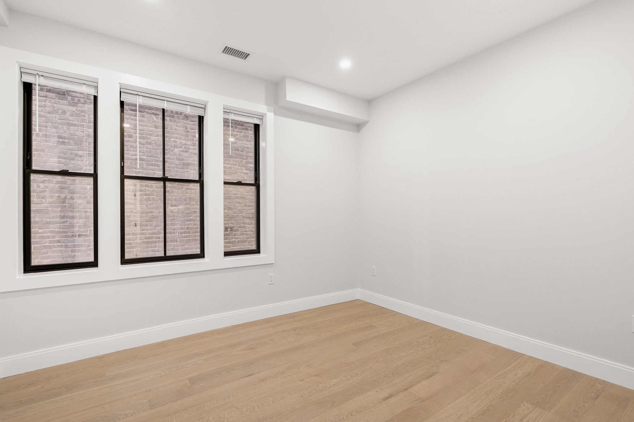 32 Orkney Road #2, Boston, MA Photo #15