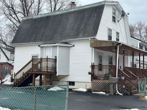 Photo of 127 Elijah St, Springfield, MA 01109 (MLS # 73492415)