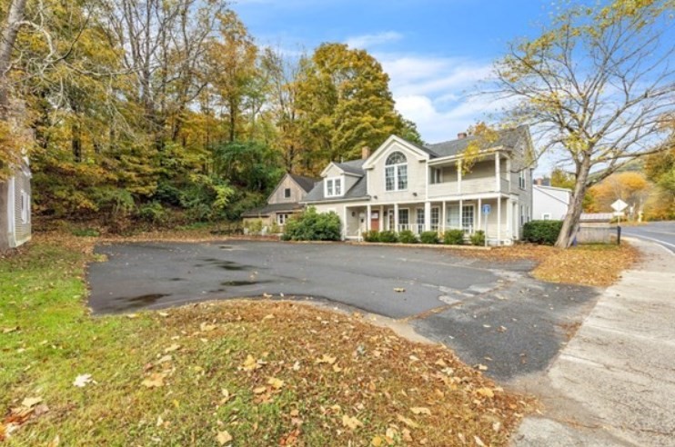 9 Russell Rd