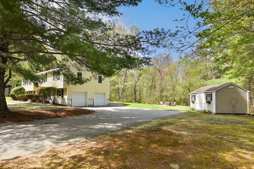 26 Hillview Rd, North Reading, MA Photo #34