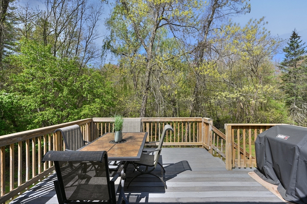26 Hillview Rd, North Reading, MA Photo #29