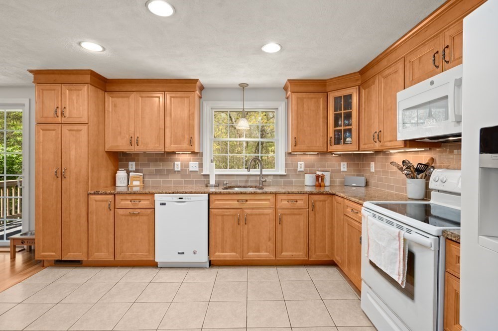 26 Hillview Rd