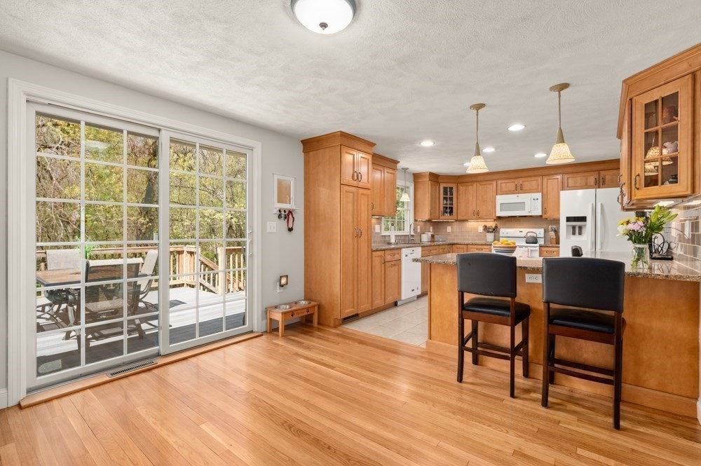 26 Hillview Rd, North Reading, MA Photo #11