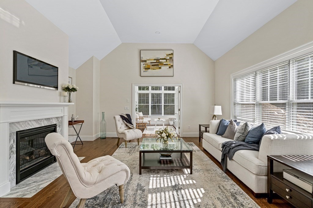 25 Weber Farm Road U#25