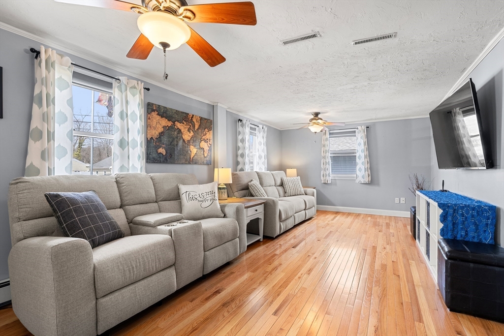 9 Amherst Rd