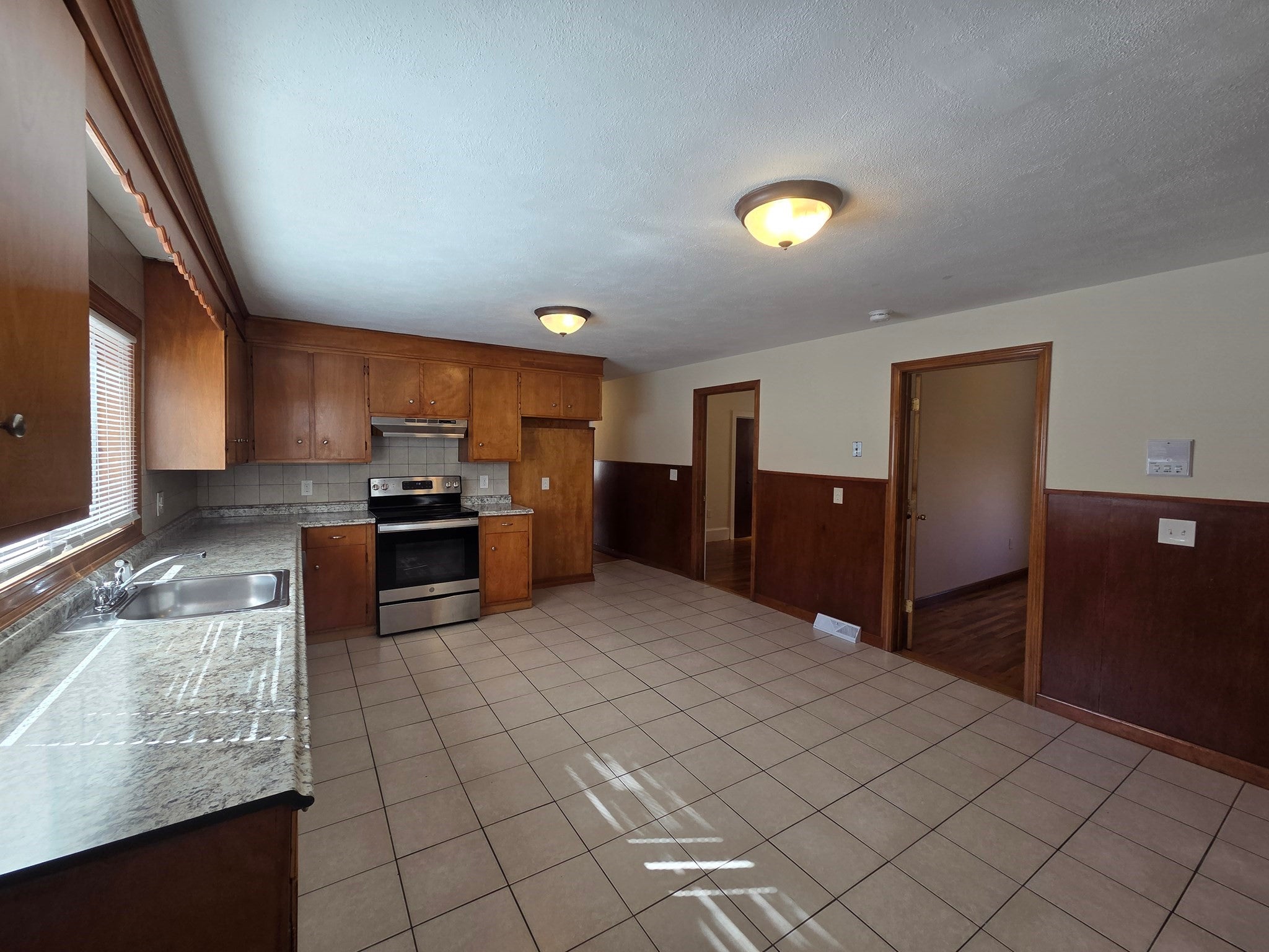 Photo of 83 Mall St, Lynn, MA