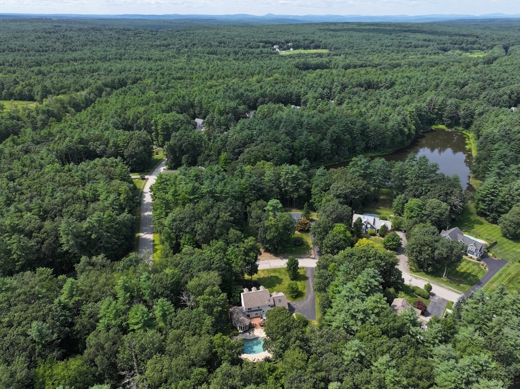 71 Wintergreen Ln
