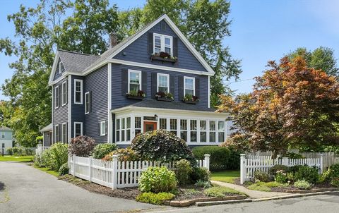 38 Clark St Easthampton MA 01027