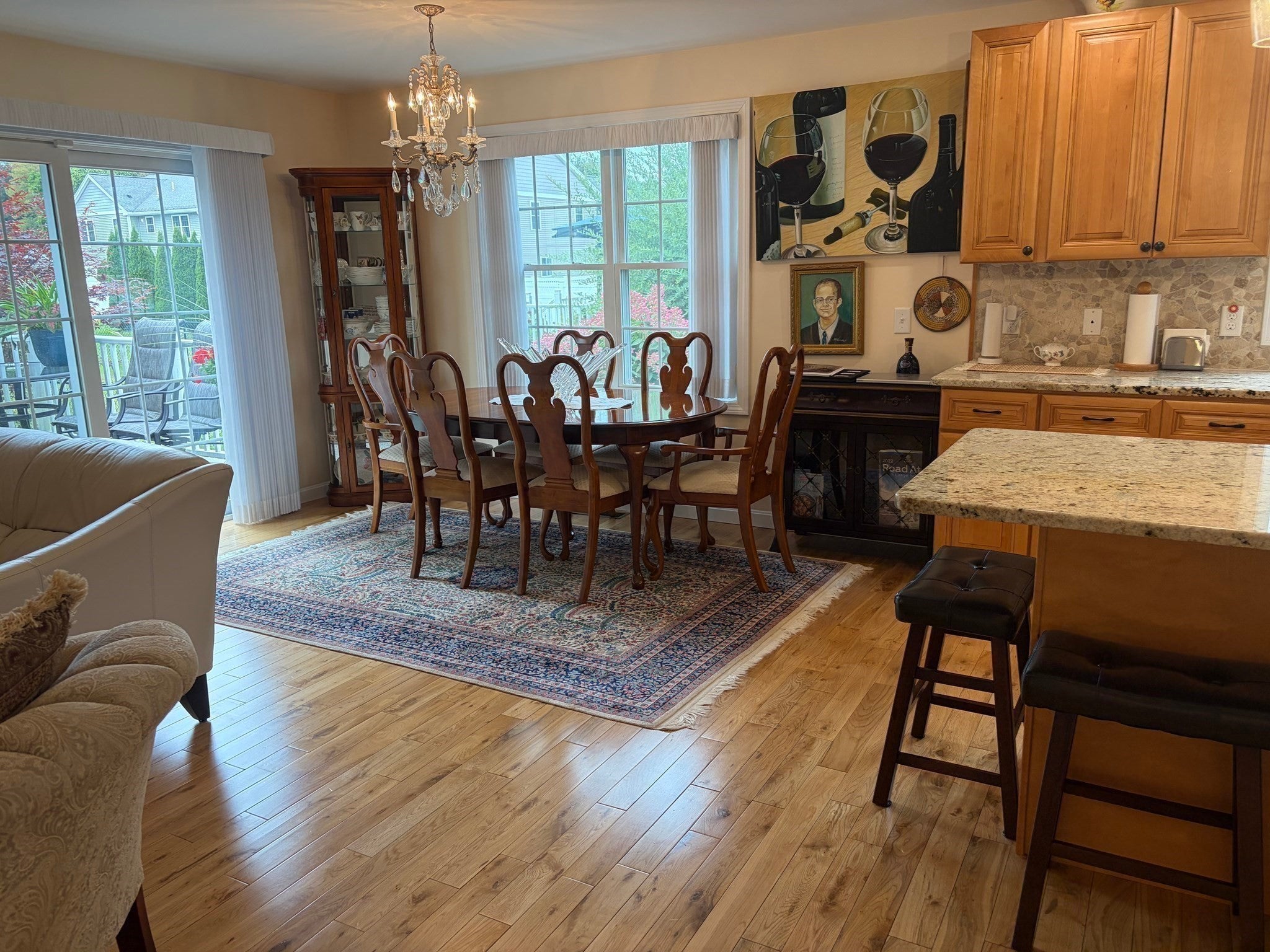 496 Hilldale Ave 496