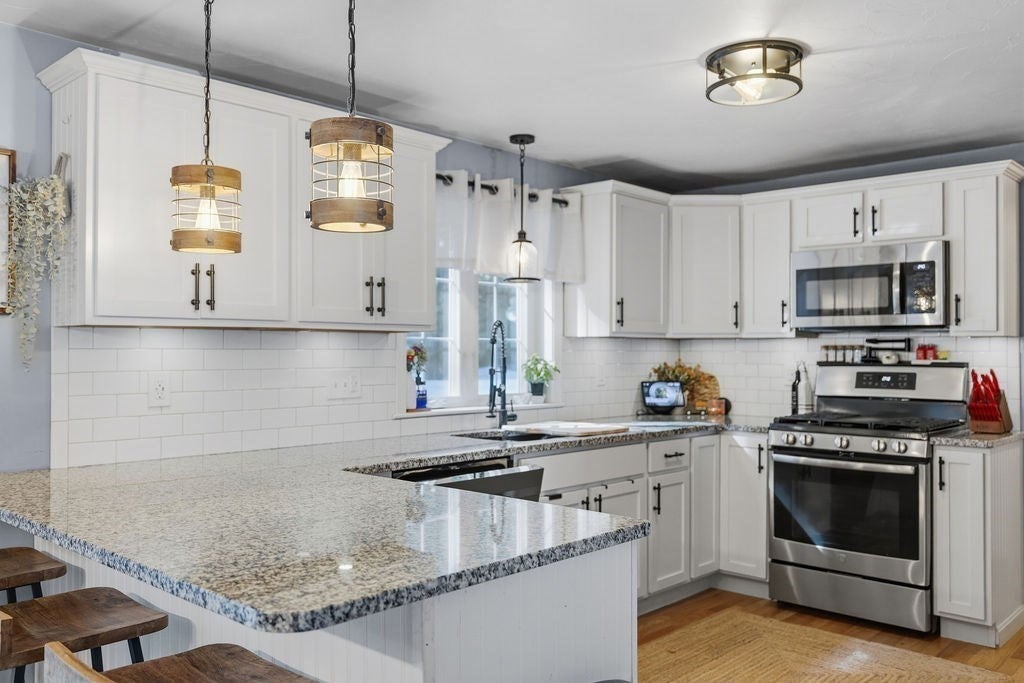 982 Dighton Woods Cir, Dighton, MA, 982 Dighton Woods Cir, Dighton, MA Photo #6