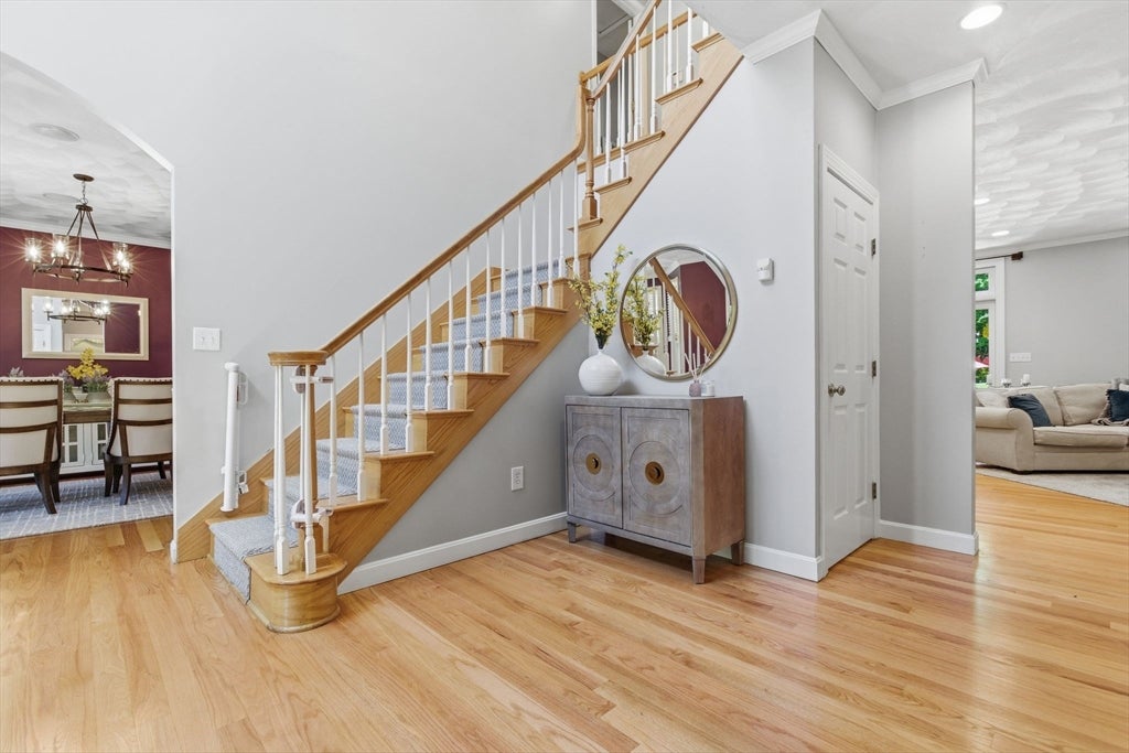 27 Boulder Dr