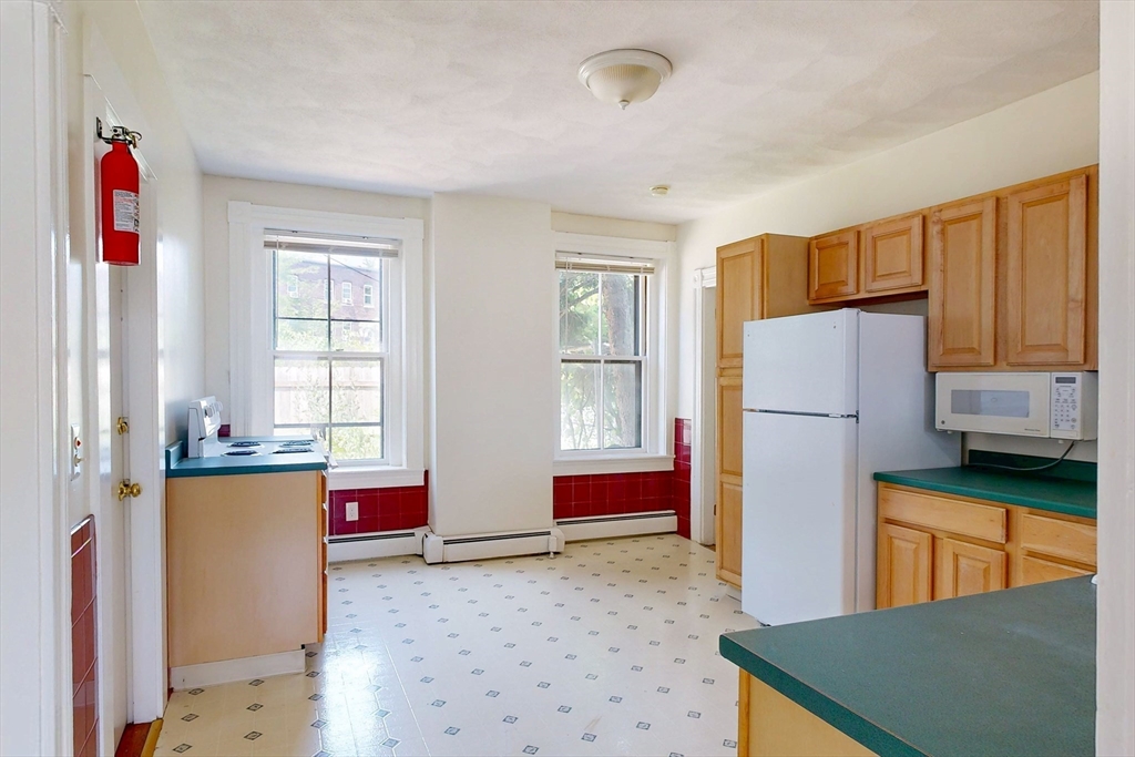 160 Franklin St, Boston, MA Photo #9