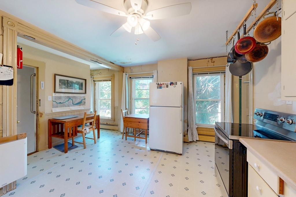 160 Franklin St, Boston, MA Photo #25