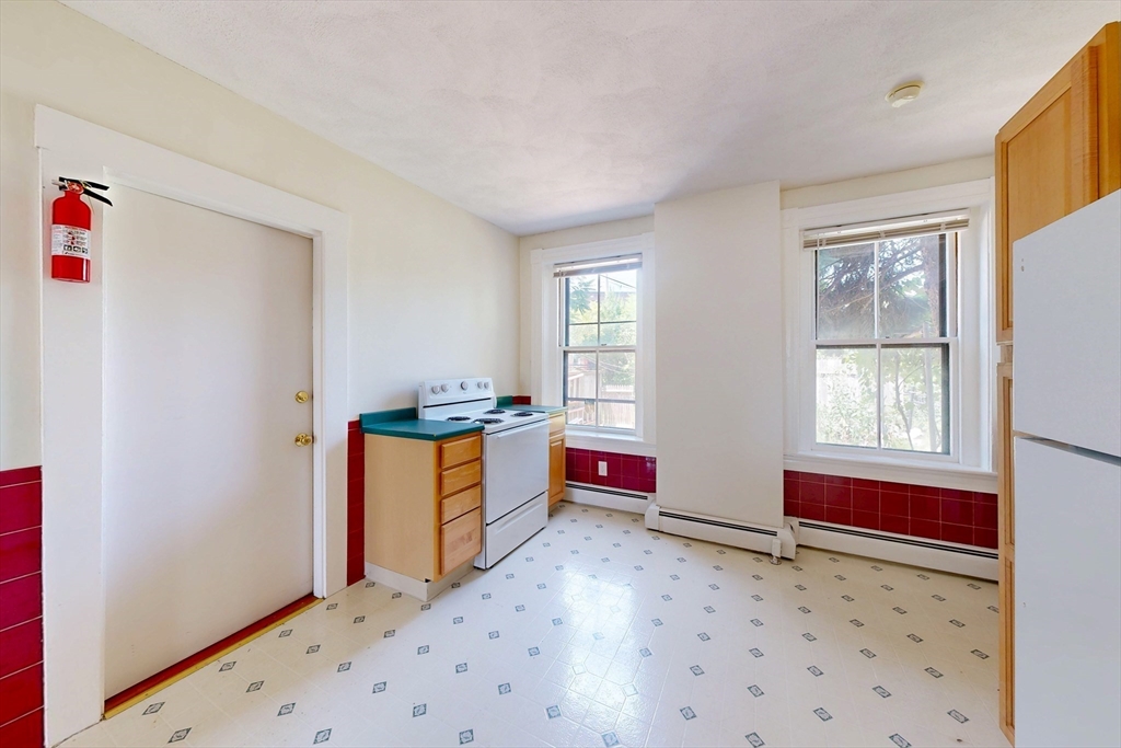 160 Franklin St, Boston, MA Photo #11