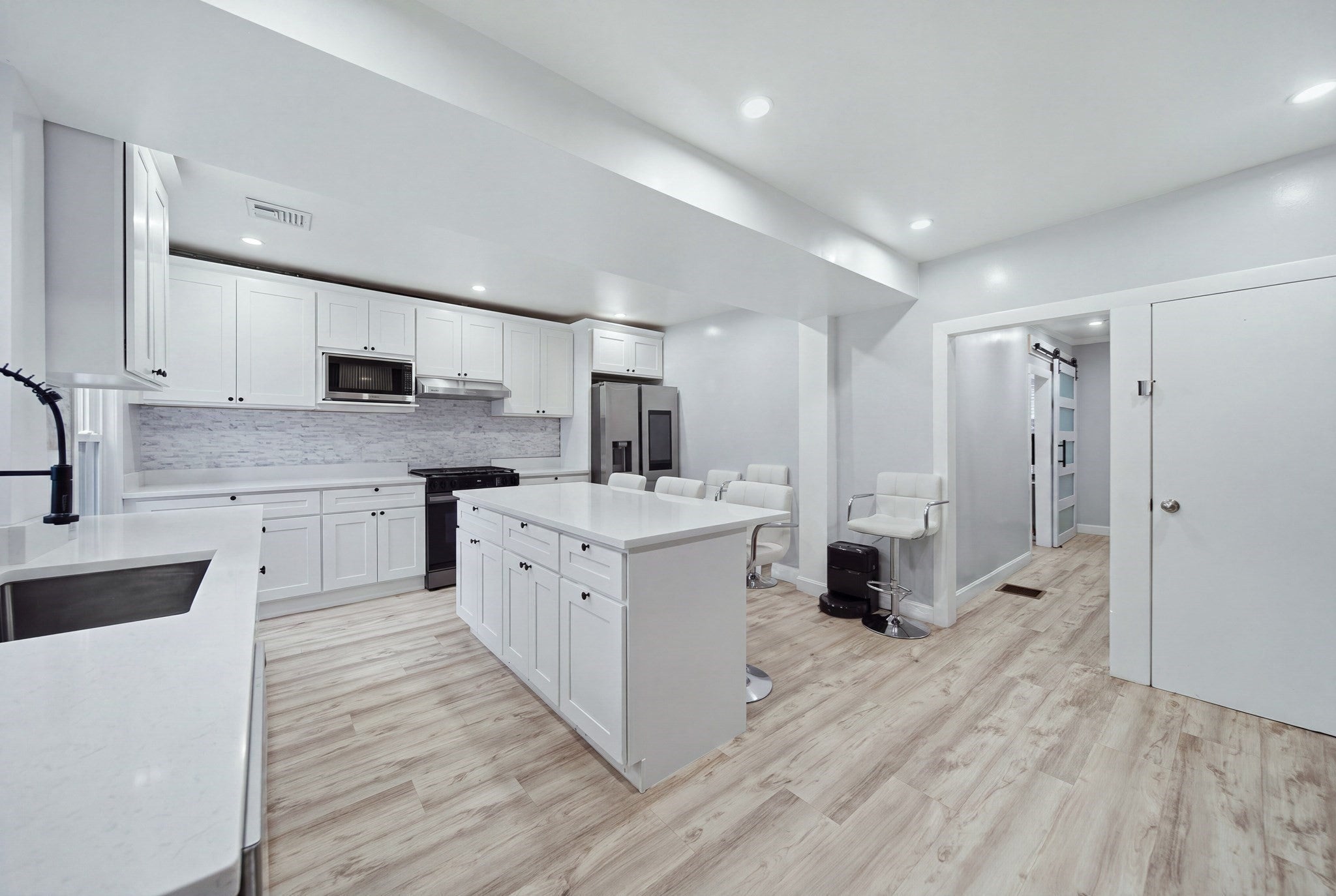 74 Leonard St, Boston, MA, 74 Leonard St, Boston, MA Photo #7