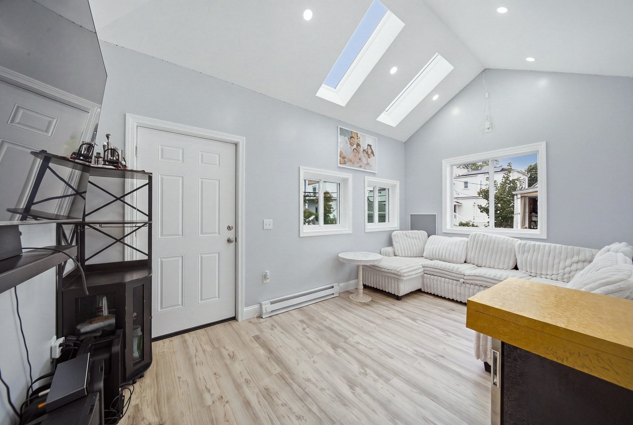 74 Leonard St, Boston, MA, 74 Leonard St, Boston, MA Photo #3