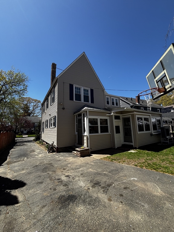 127 Melha Ave
