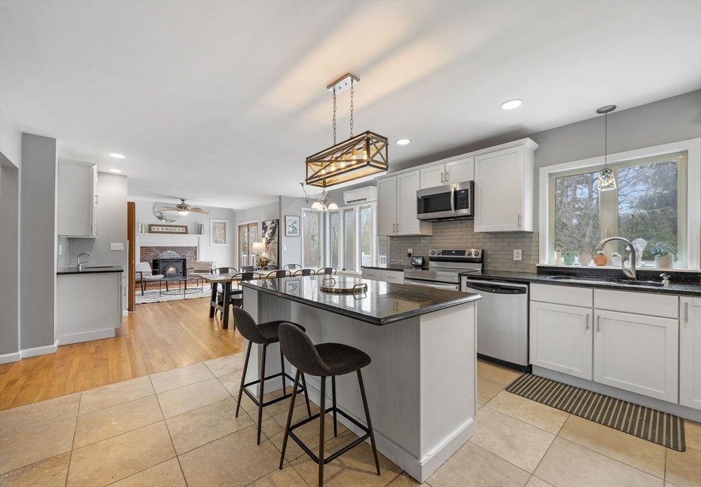 16 Ellisville Rd, Plymouth, MA Photo #11