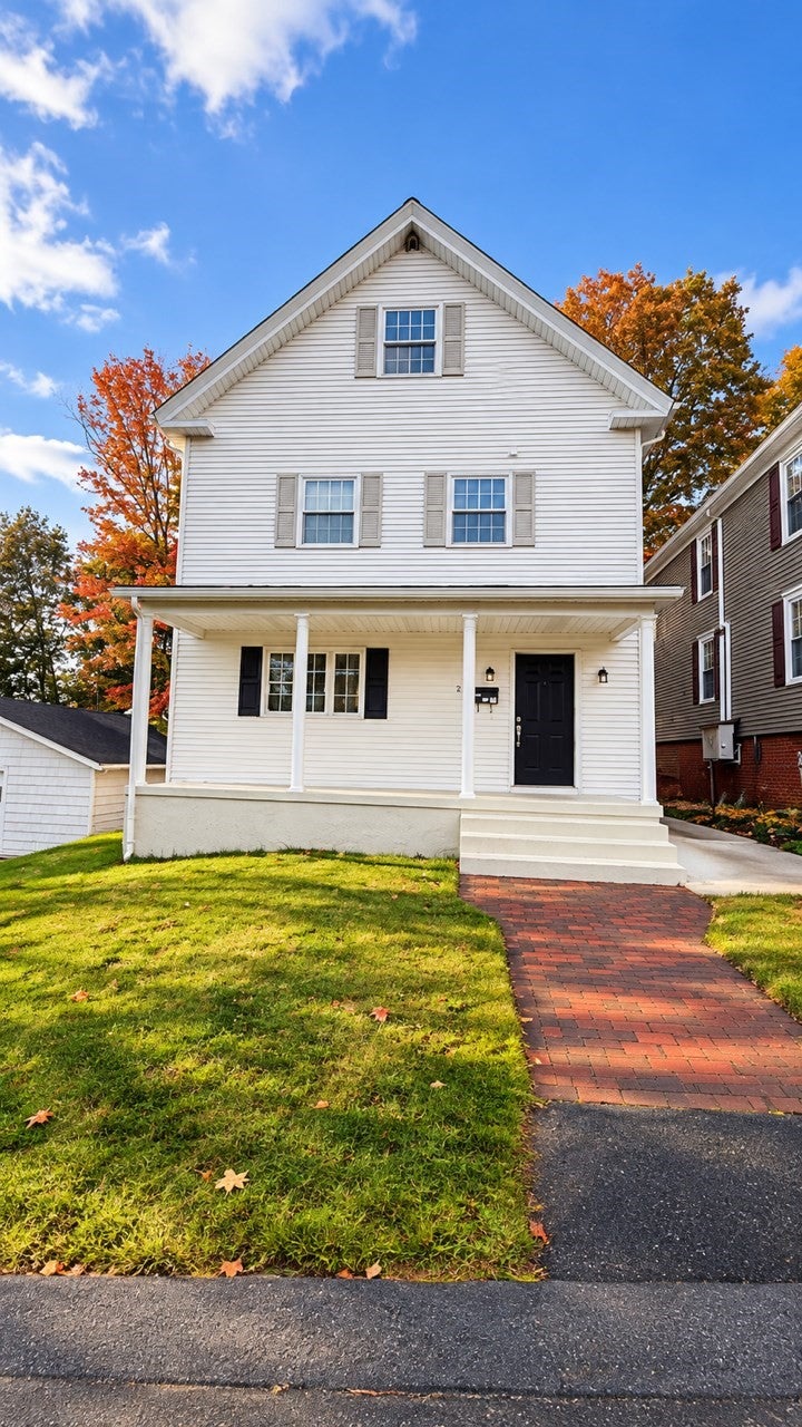 Photo of 20 Hill St, Clinton, MA