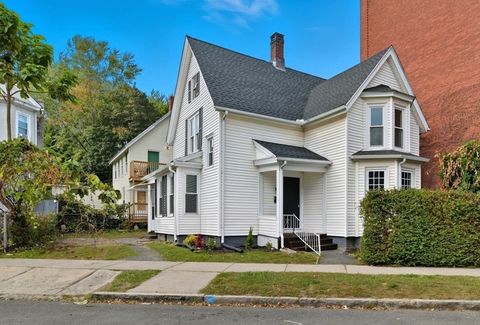 49 Linden St Holyoke MA 01040