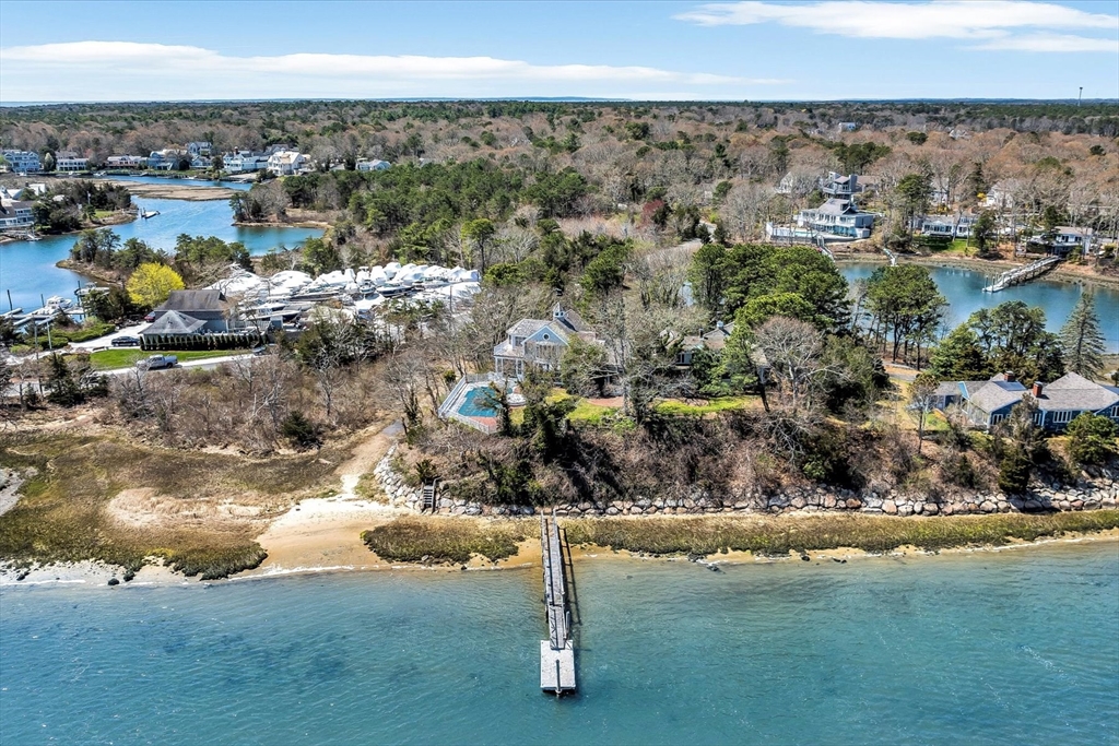141 Daniels Island Rd