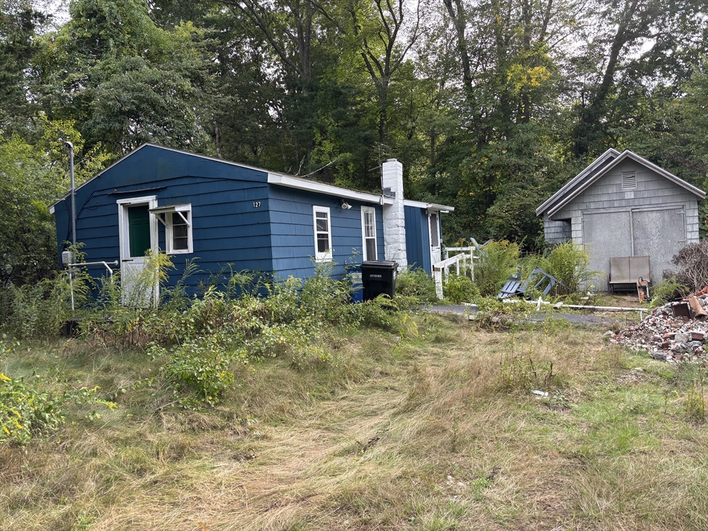 127 Taunton Ave