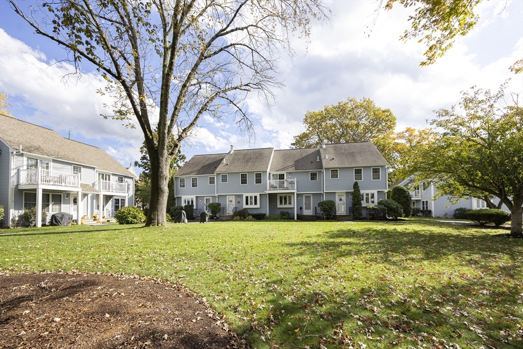 140 N Main St 3B