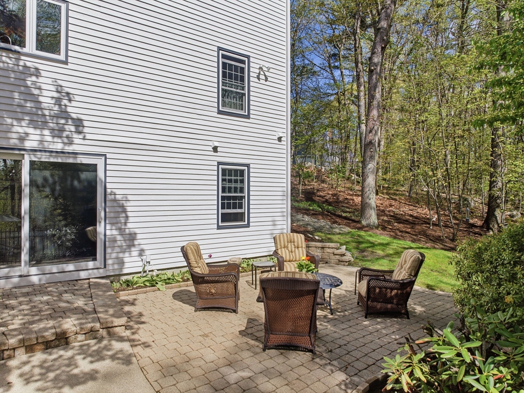 8 Valleywood Rd, Hopkinton, MA Photo #39