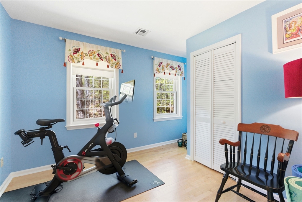 8 Valleywood Rd, Hopkinton, MA Photo #30