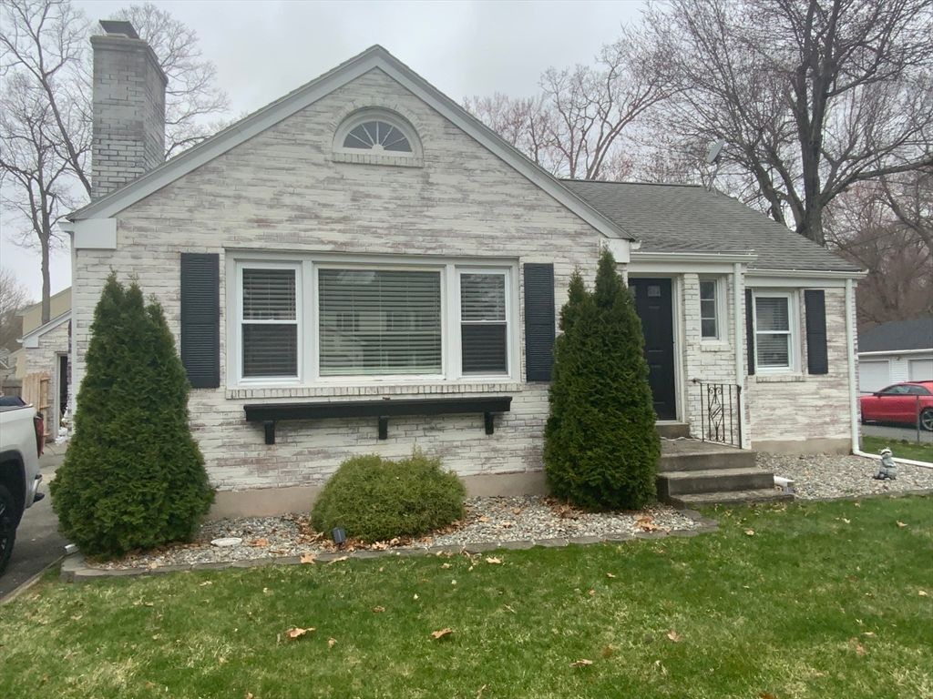 Photo of 86 Peekskill Ave, Springfield, MA 01129 (MLS # 73500915)