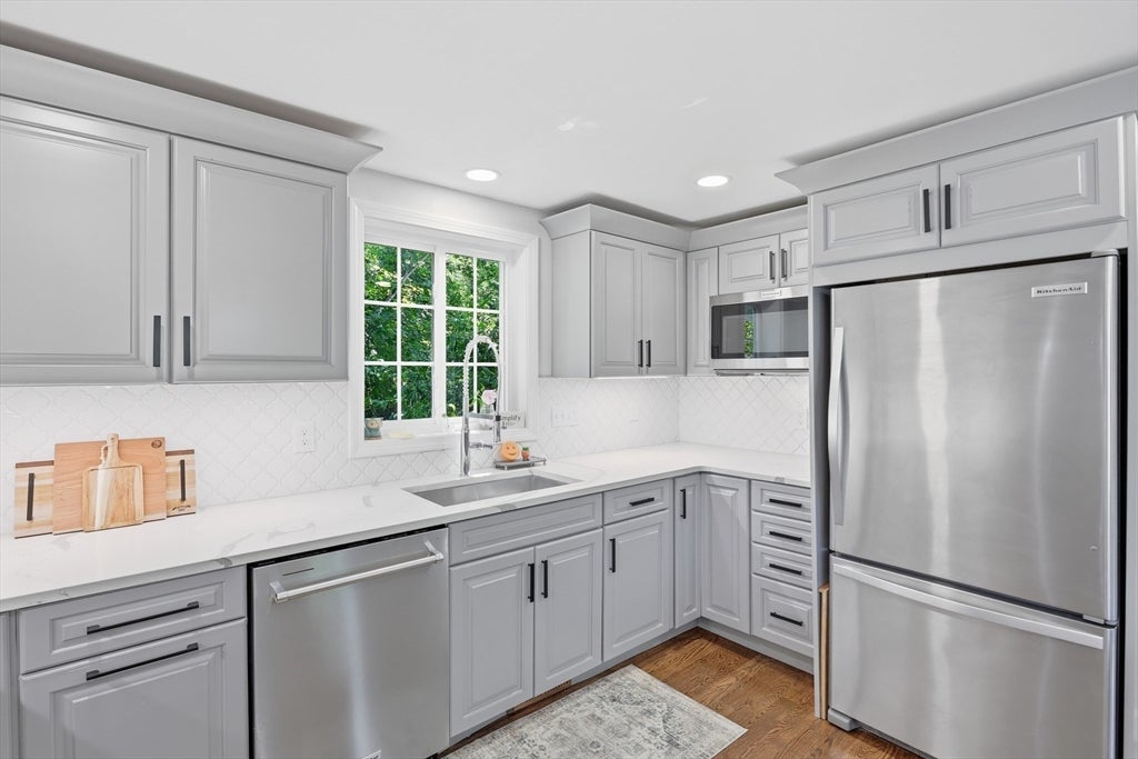 38 Dunstable Road, Westford, MA Photo #12