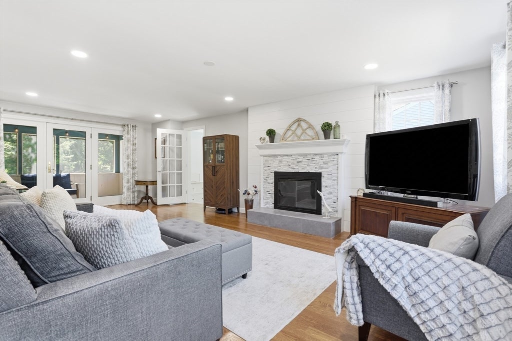 38 Dunstable Road, Westford, MA Photo #15