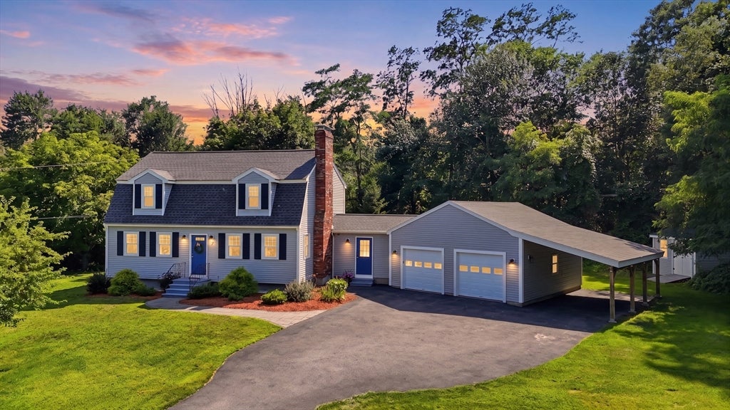 Photo of 38 Dunstable Road, Westford, MA