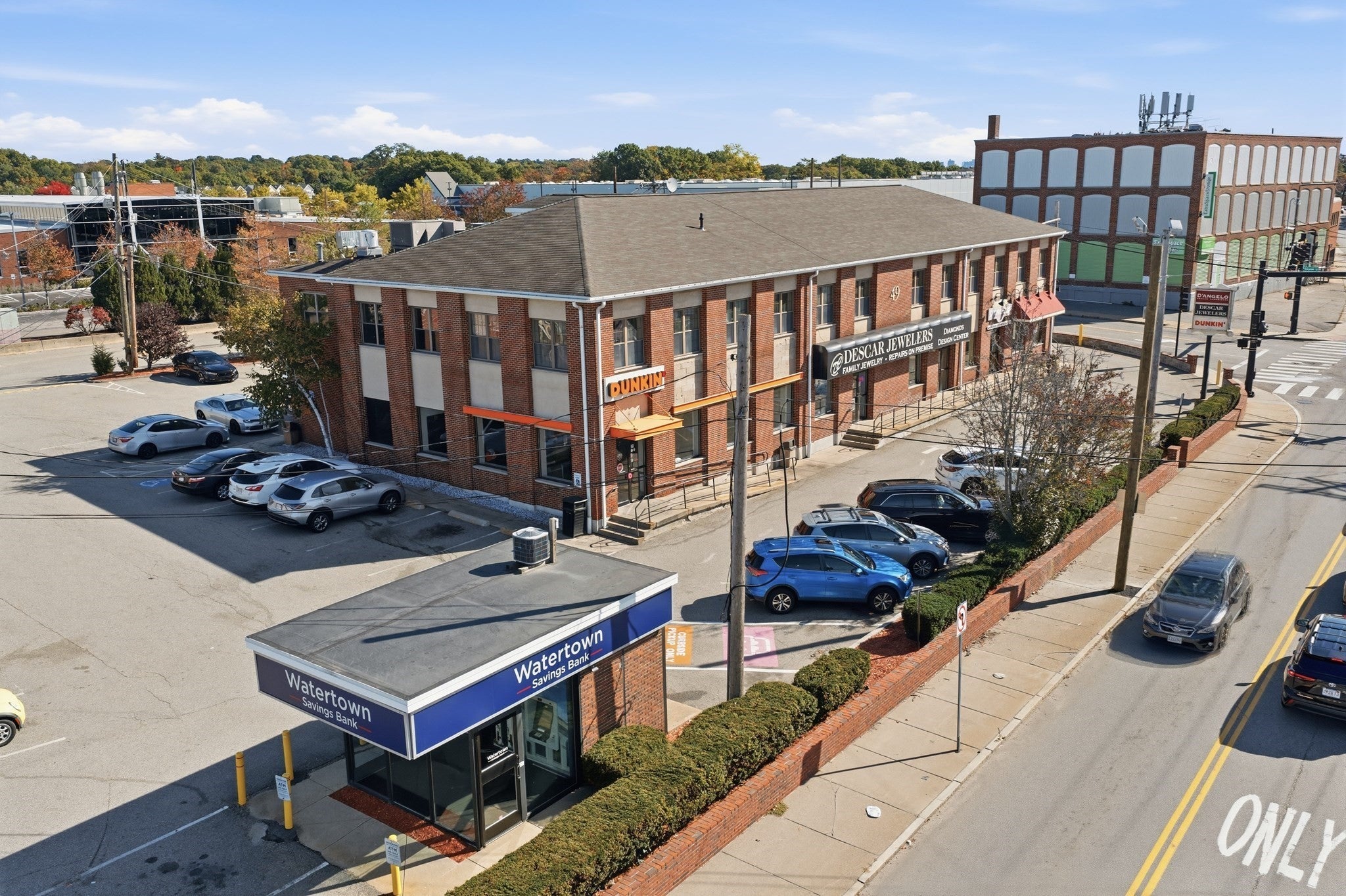 49 River St