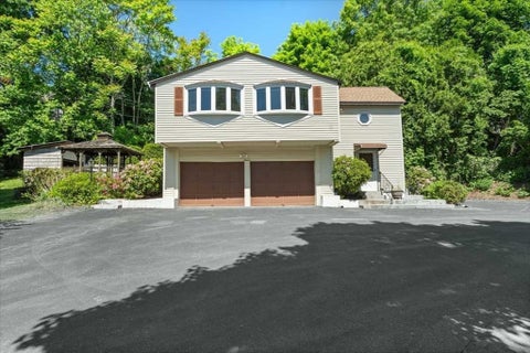 Photo of 11 Pocono Rd, Worcester, MA 01605 (MLS # 73529006)