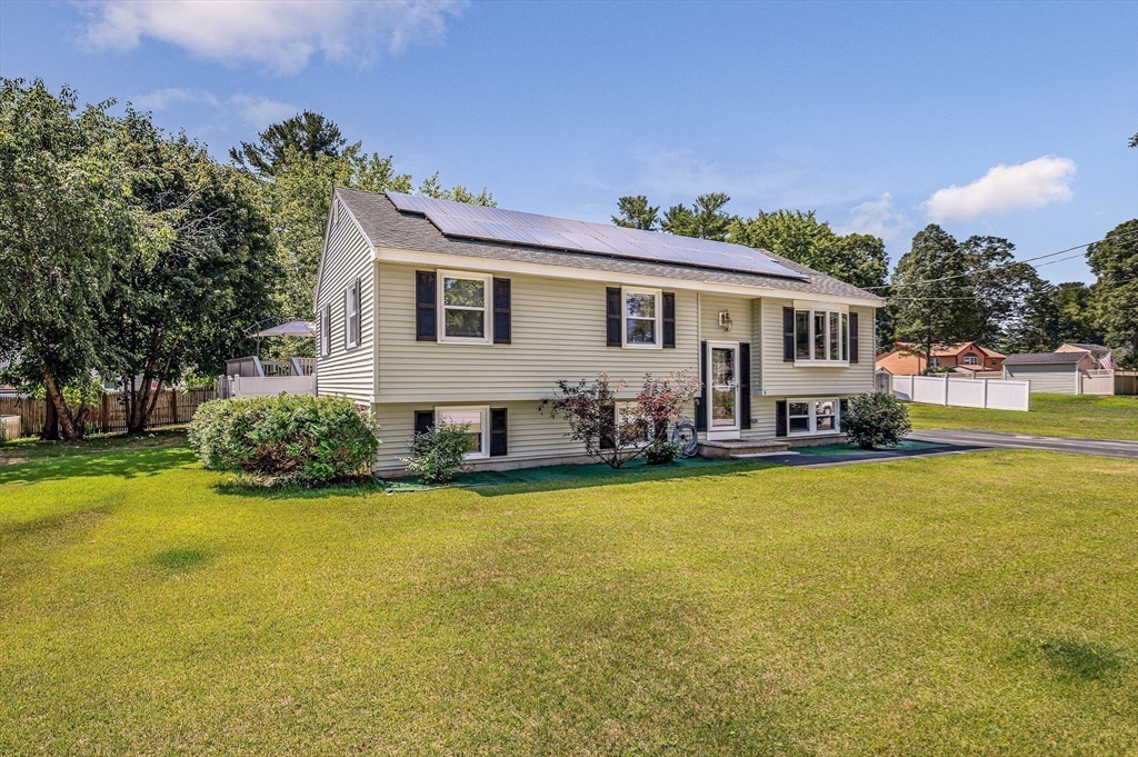 6 Magnolia Ave