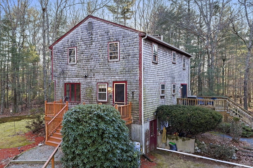 15 Forest St