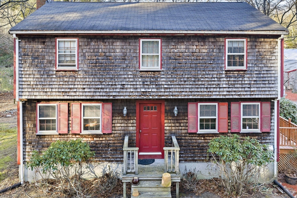 15 Forest St
