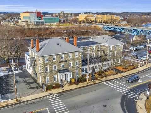 267 Pawtucket St Lowell MA 01854