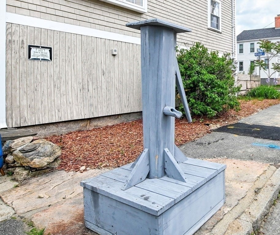 16 Middle St, Fairhaven, MA, 16 Middle St, Fairhaven, MA Photo #28