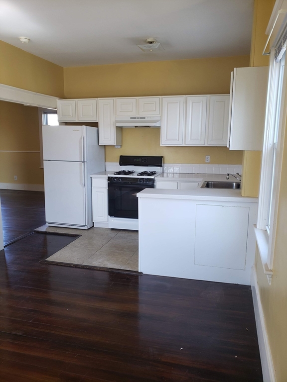 28 Russells Mills Rd
