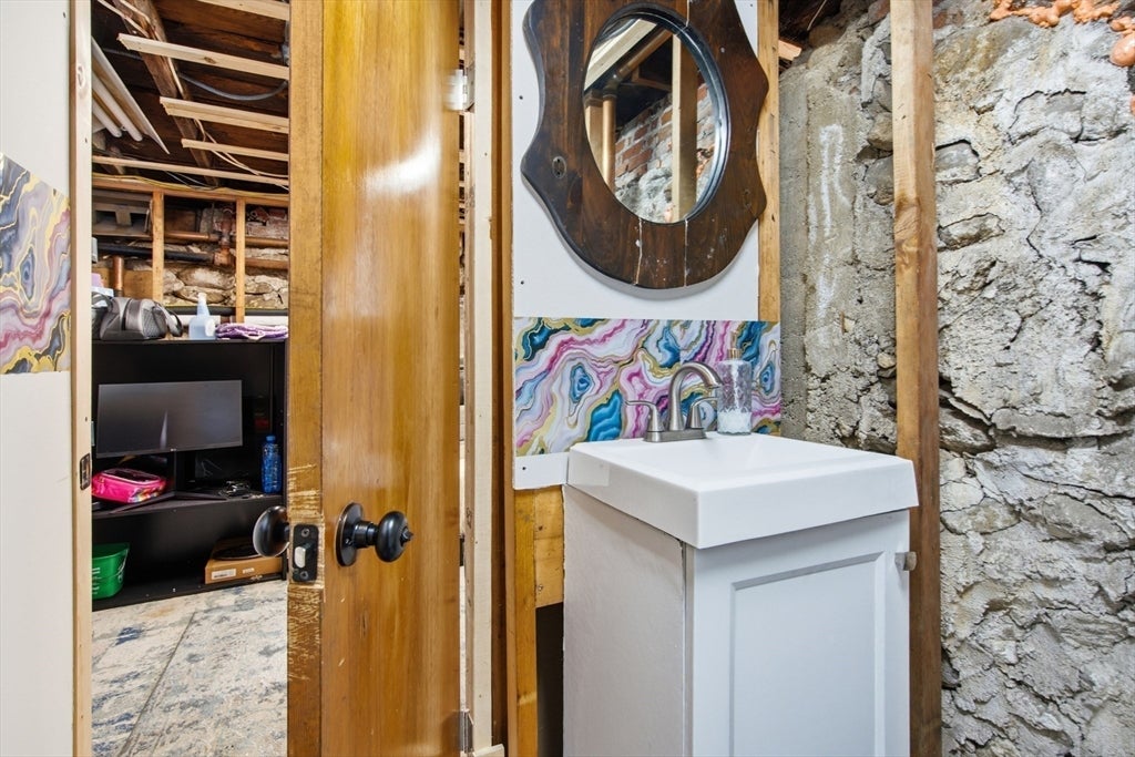 16 Allen Street, Northborough, MA, 16 Allen Street, Northborough, MA Photo #37