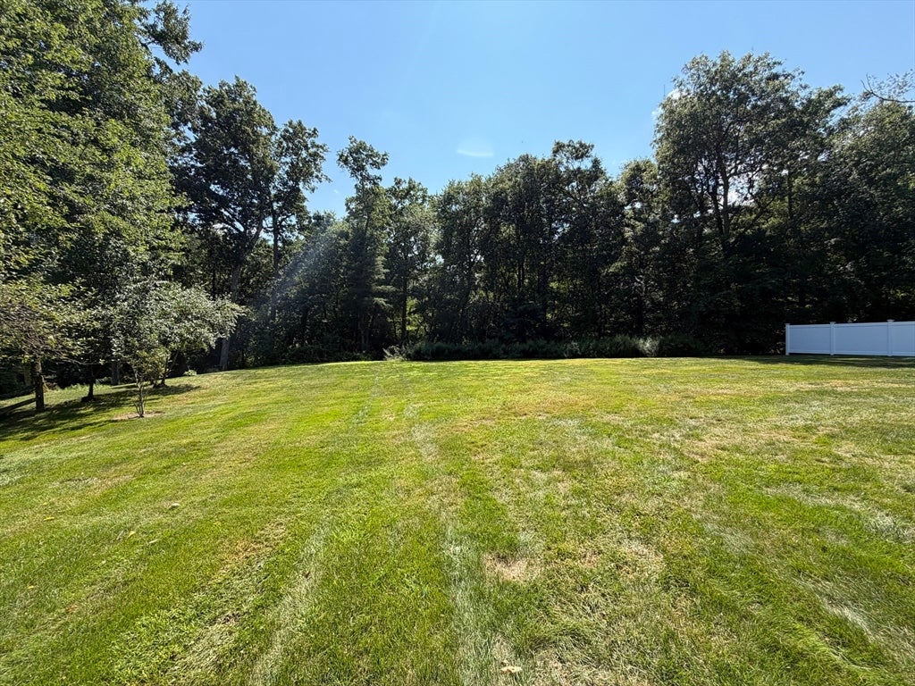 69 White Pond Rd