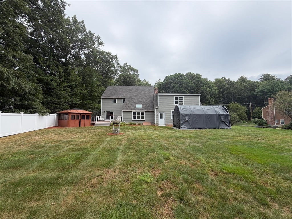 69 White Pond Rd, Hudson, MA Photo #3